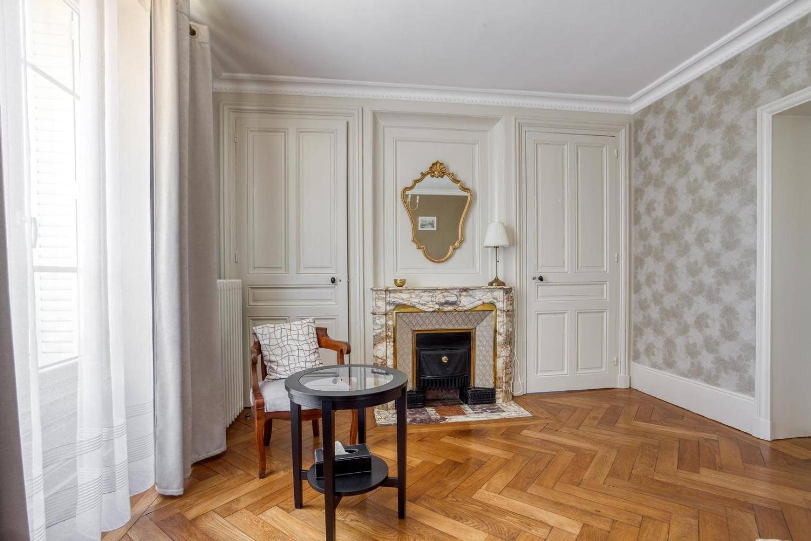 Le Clos Des Pervenches Jassans-Riottier Room photo